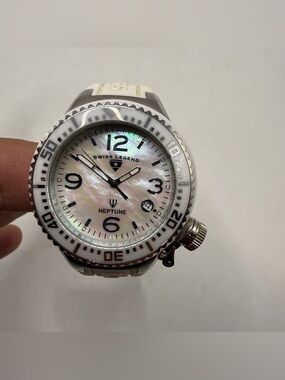 Swiss Legend Neptune White Mother of Pearl Silicone Watch Needs Battery